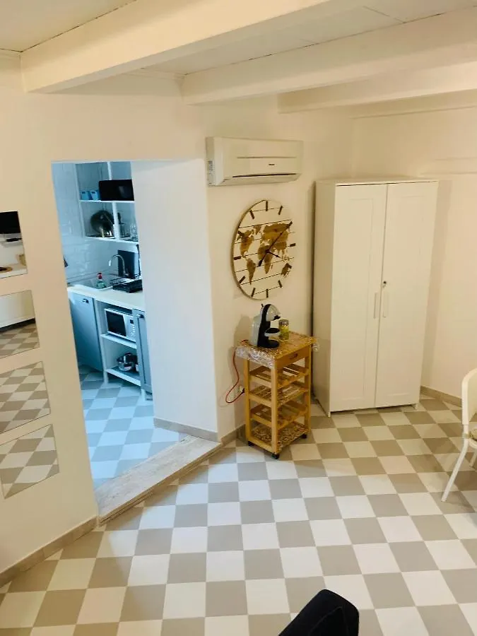 Wonderful Apartment In Old Alghero